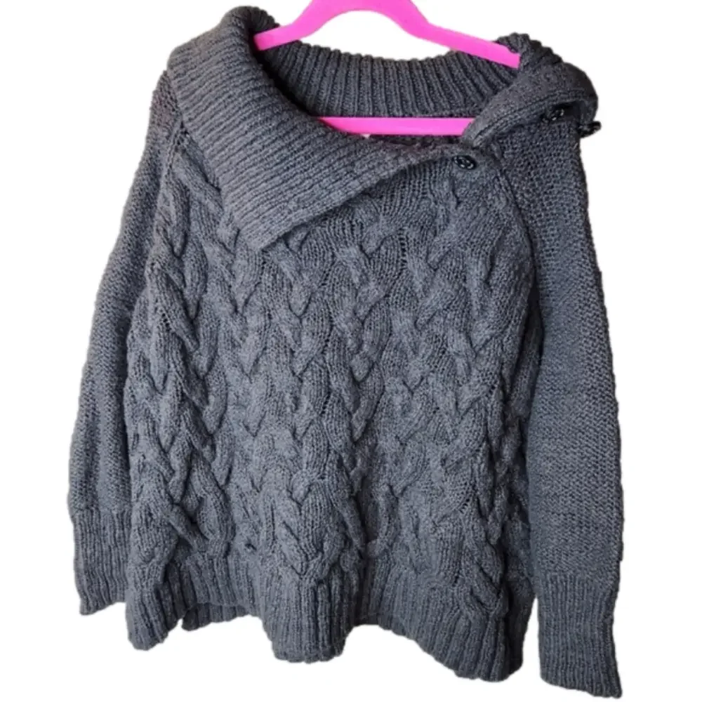 Revolve Free People XS Dark Gray Cable Knit Sweater